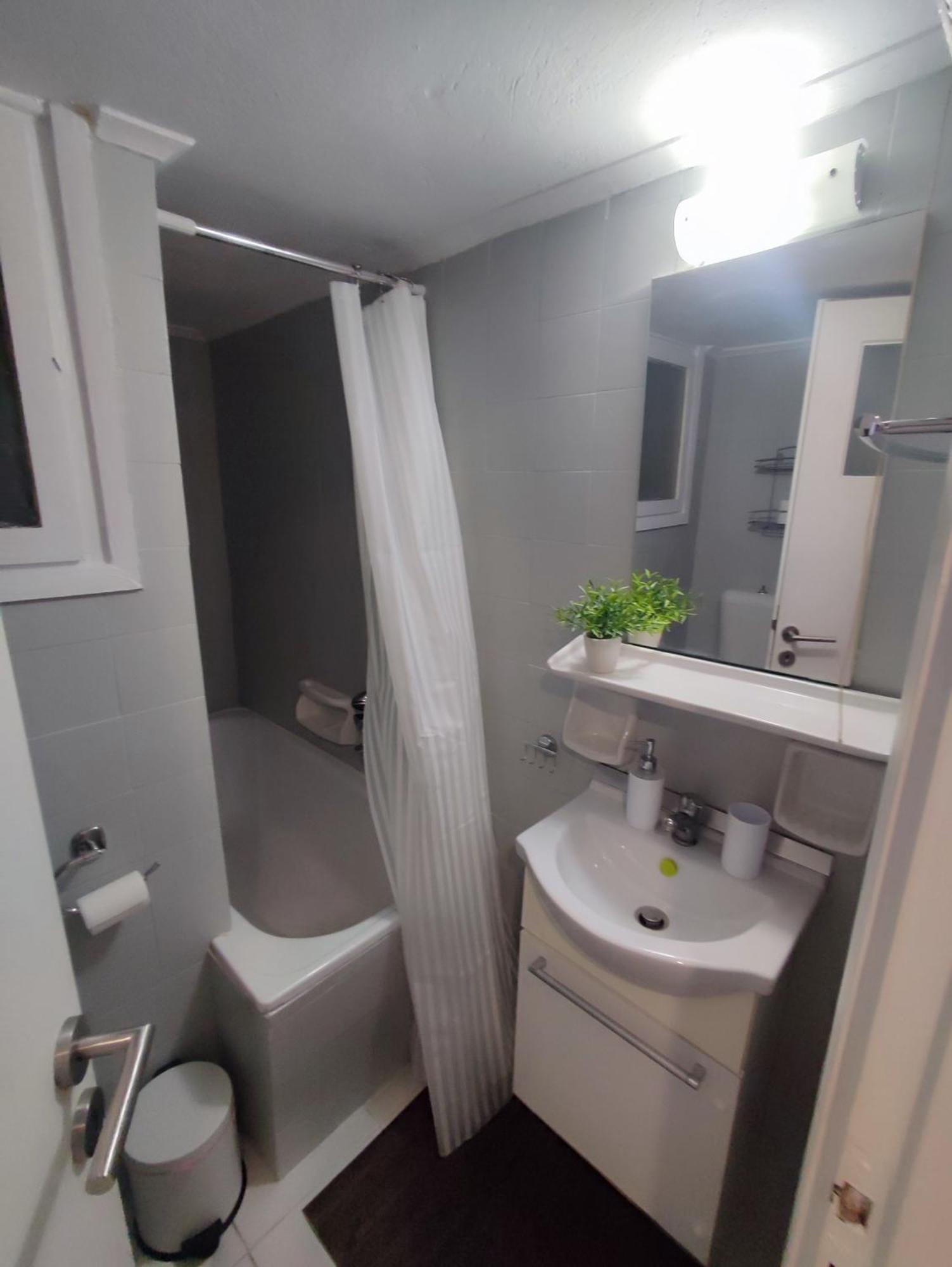 Ckbsm Korinthos Central Apartment ภายนอก รูปภาพ